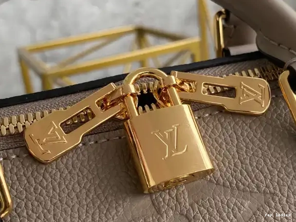 Cheap BANDOULIÈRE VUITTON SPEEDY LOUIS 25 0701